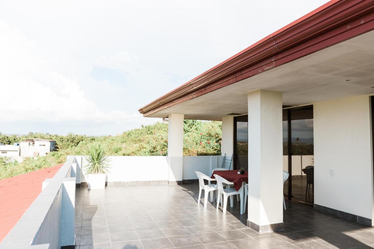 Dauis Seaview Hills Luxury Apartments & Rooms מראה חיצוני תמונה