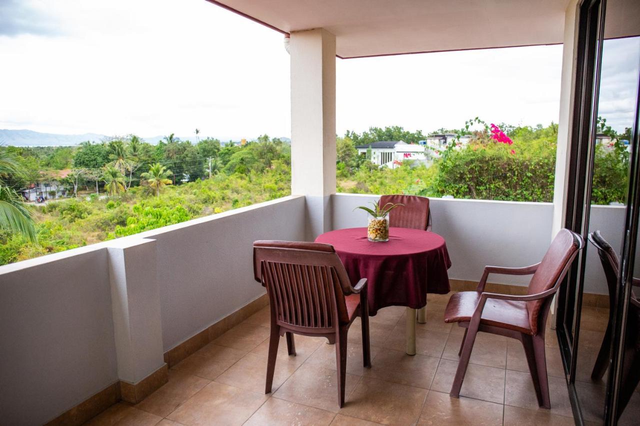 Dauis Seaview Hills Luxury Apartments & Rooms מראה חיצוני תמונה