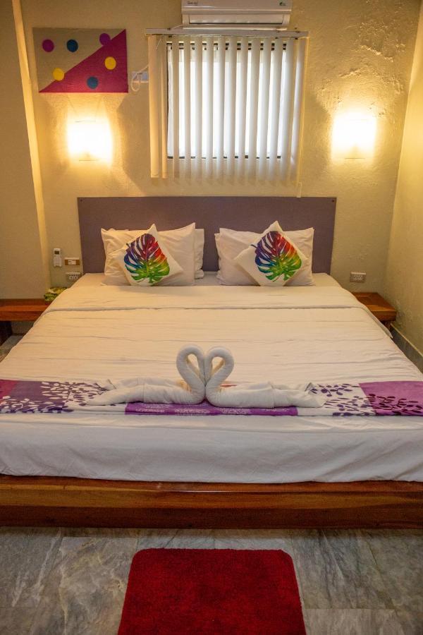 Dauis Seaview Hills Luxury Apartments & Rooms מראה חיצוני תמונה
